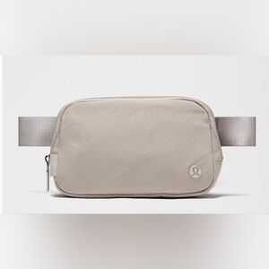 lululemon athletica Cream Travel Bag